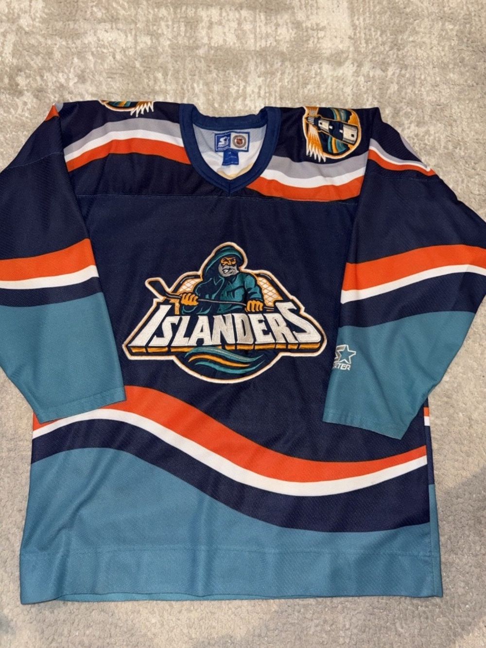 Starter New York Islanders Fisherman Jersey - Adult XL